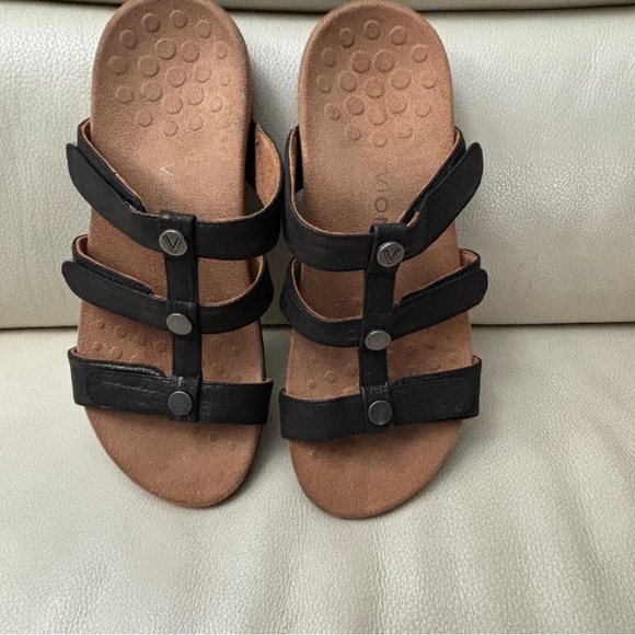 Vionic Women's Amber Slide Black W/Gold Shimmer with Adjustable Straps 9.5 wide - Picture 1 of 5